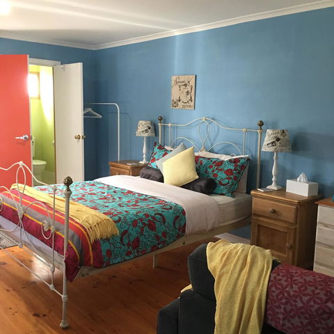 KI Dragonfly Guesthouse - Tweed Heads Accommodation 7