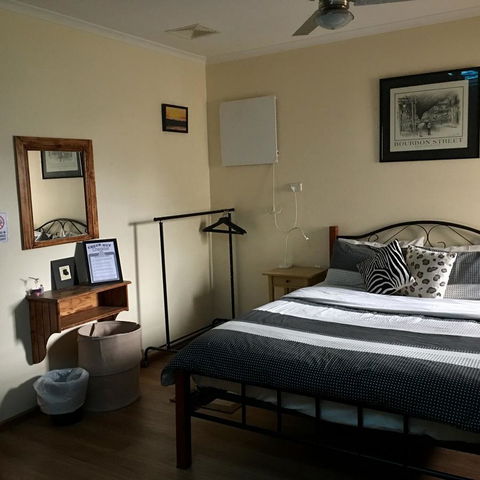 KI Dragonfly Guesthouse - Tweed Heads Accommodation 29