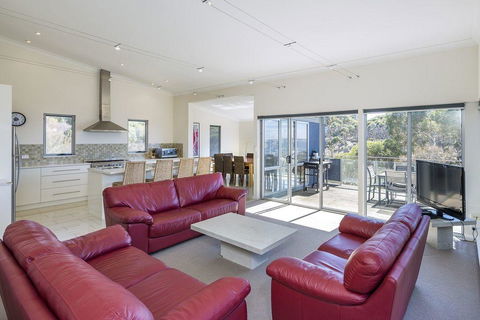 Saar River House - Tweed Heads Accommodation 1