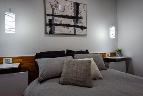 BENGALEE EXECUTIVE TOWNHOUSE- MODERN & STYLISH - Tweed Heads Accommodation 2