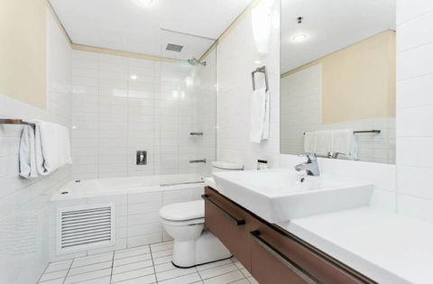 Oaks Horizon+city View+free Parking - Tweed Heads Accommodation 12