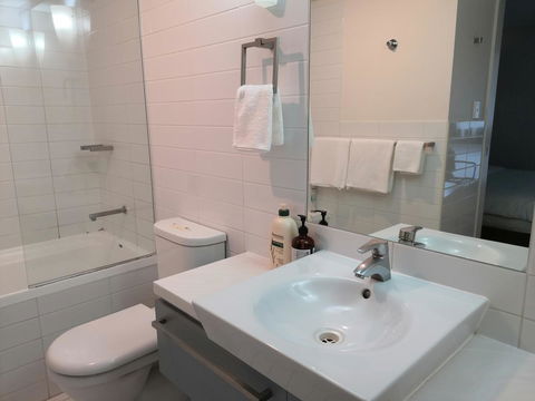 Oaks Horizon+city View+free Parking - Tweed Heads Accommodation 13