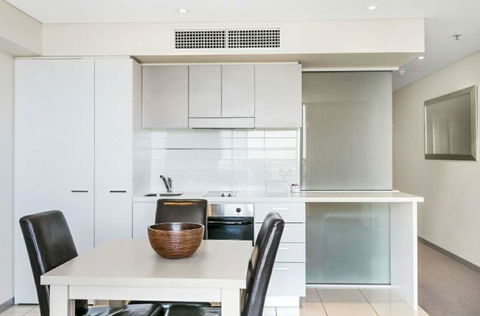 Oaks Horizon+city View+free Parking - Tweed Heads Accommodation 3