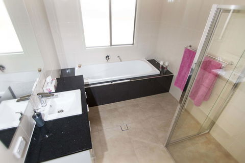 Brock's Base - Tweed Heads Accommodation 7