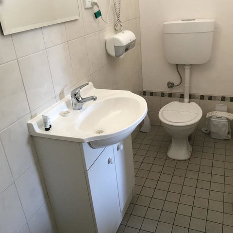 Travelway Motel - Tweed Heads Accommodation 1
