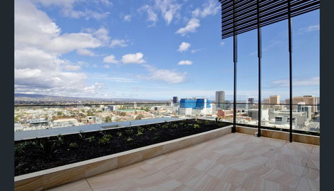 ONE Adelaide CBD - Tweed Heads Accommodation 32