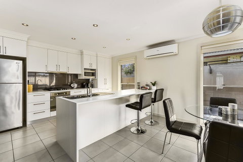 City Fringe Apartment - Tweed Heads Accommodation 9