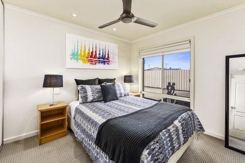 City Fringe Apartment - Tweed Heads Accommodation 4