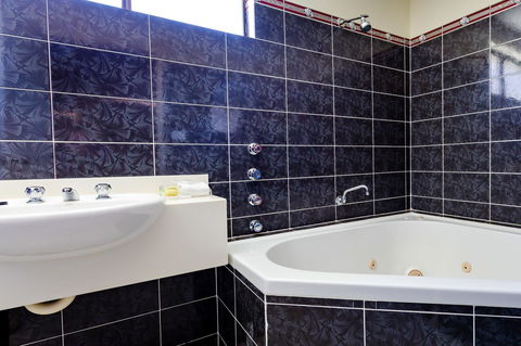 Abcot Inn - Tweed Heads Accommodation 15