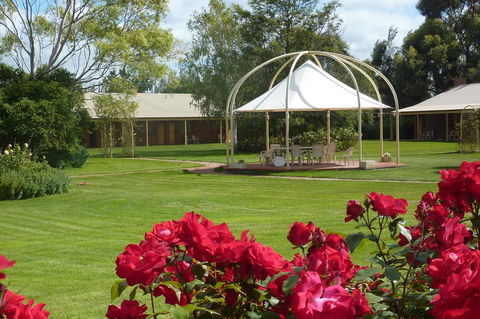 Coonawarra Place Motor Inn - Tweed Heads Accommodation 3