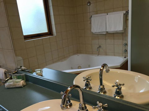 Coonawarra Place Motor Inn - Tweed Heads Accommodation 40