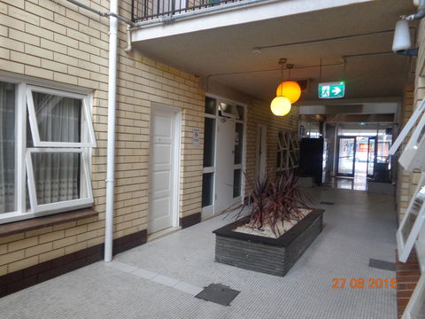 Adelaide Backpackers And Travellers Inn - Tweed Heads Accommodation 17