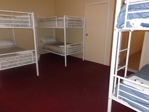 Adelaide Backpackers And Travellers Inn - Tweed Heads Accommodation 2