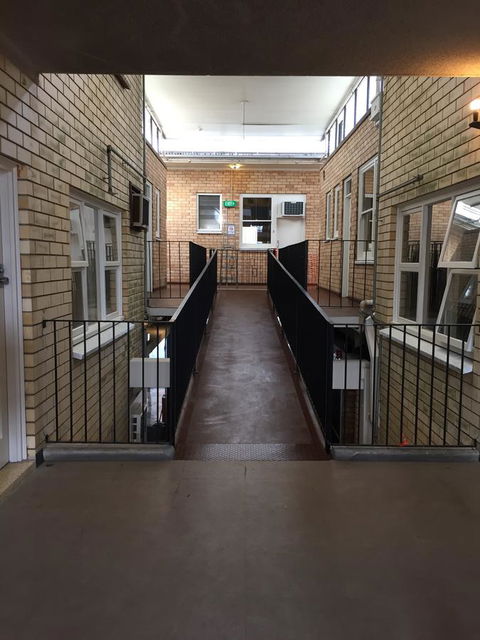 Adelaide Backpackers And Travellers Inn - Tweed Heads Accommodation 10