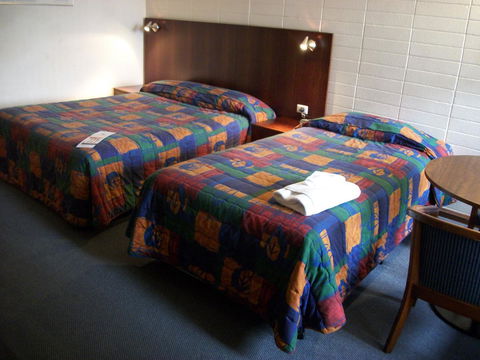 HotelMOTEL Adelaide - Tweed Heads Accommodation 7