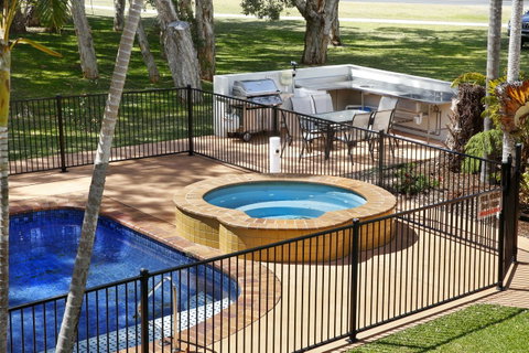 Aston Motel Yamba - Tweed Heads Accommodation 14