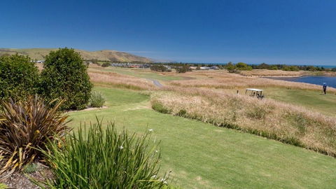 Golfers Paradise (18th Tee) - 52 Huntingdale Drive - Tweed Heads Accommodation 13