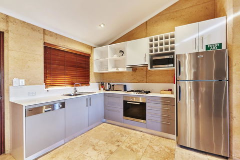 Eight Willows Retreat - Tweed Heads Accommodation 2