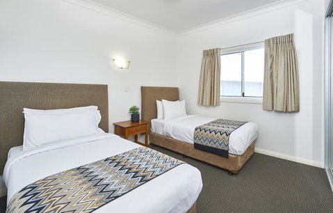 Harbour View Apartments - Tweed Heads Accommodation 4