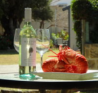 Lazy Lobster Holiday Units  Chalets - Tweed Heads Accommodation