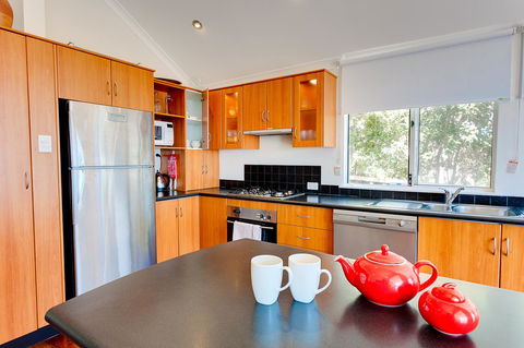 Cottesloe Beach House I - Tweed Heads Accommodation 6
