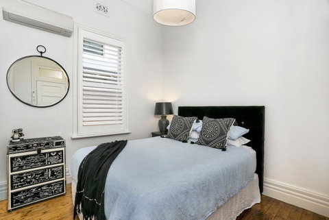 Soho Style In Manly - DARL9 - Tweed Heads Accommodation 3