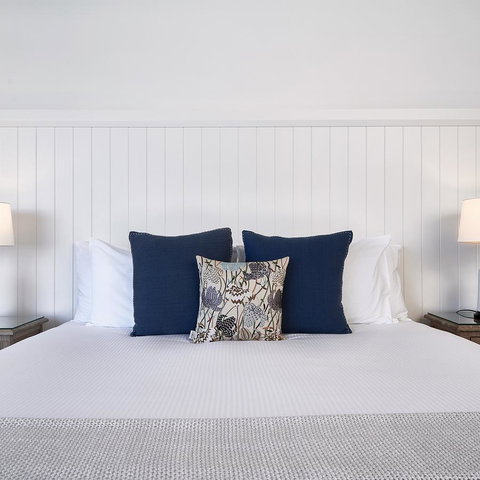 Anchorage Port Stephens - Tweed Heads Accommodation 24