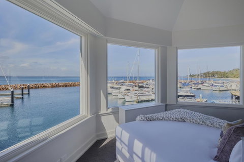 Anchorage Port Stephens - Tweed Heads Accommodation 22