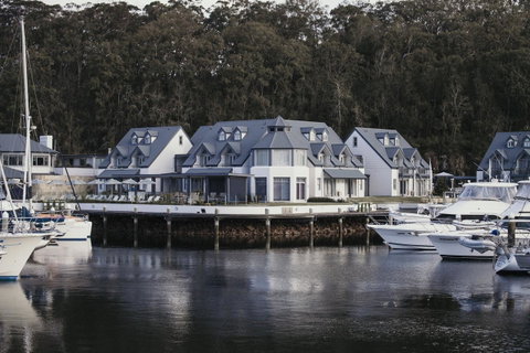 Anchorage Port Stephens - Tweed Heads Accommodation 3