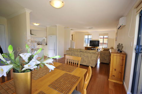 Palm Beach Manor - Tweed Heads Accommodation 2