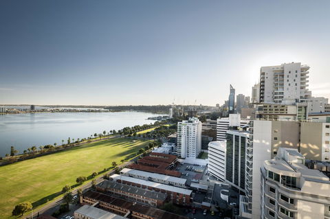 Pan Pacific Perth - Tweed Heads Accommodation 8