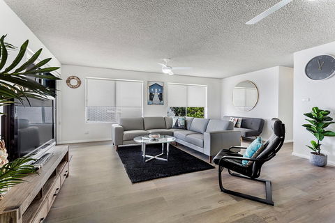Laman Lodge, Unit 2, 15 Laman Street - Tweed Heads Accommodation 1