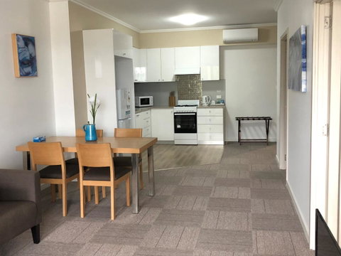 Morisset Serviced Apartments - Tweed Heads Accommodation 30