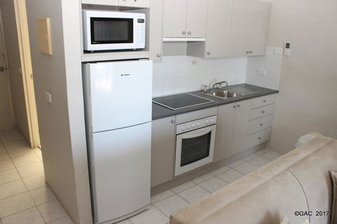 Mollymook Cove Apartments - Tweed Heads Accommodation 11