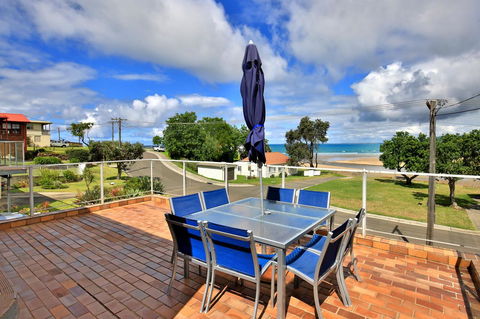 The Rotunda, Gerroa - Tweed Heads Accommodation 1