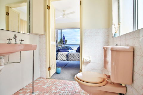 The Rotunda, Gerroa - Tweed Heads Accommodation 26