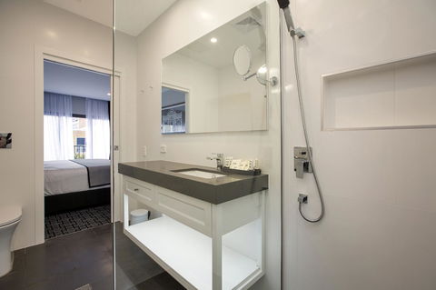 CH Boutique Hotel & Apartments, Ascend Hotel Collection - Tweed Heads Accommodation 11