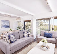 Bright and Spacious Family Home With Leafy Deck - Tweed Heads Accommodation