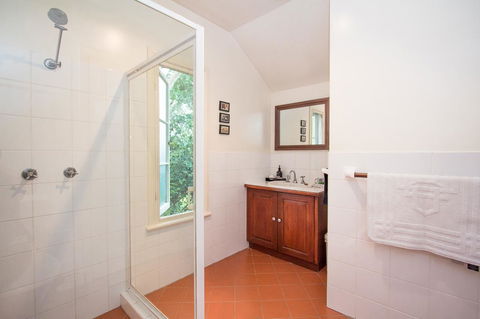 Stay In Mudgee The Grove, The Church, And Premium Private Homestead - Tweed Heads Accommodation 23