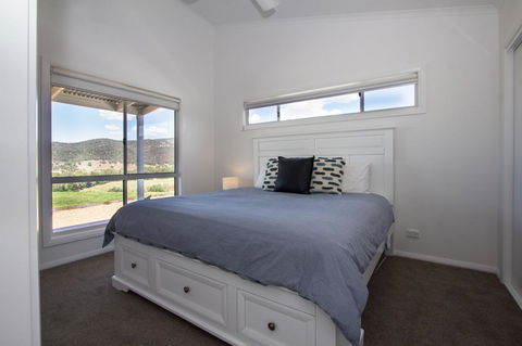 Stay In Mudgee The Grove, The Church, And Premium Private Homestead - Tweed Heads Accommodation 6