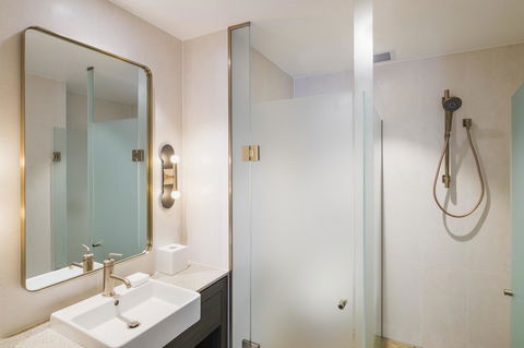 The William Inglis Mgallery - Tweed Heads Accommodation 40