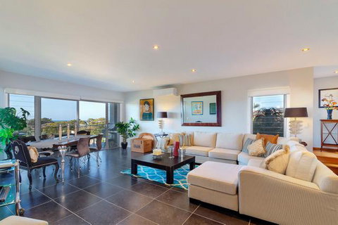 Churchill View Forster - Tweed Heads Accommodation 0