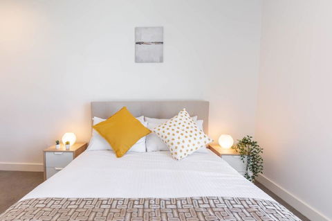 Japanese Style Waterfront Apt Wt Rooftop Pool - Tweed Heads Accommodation 7