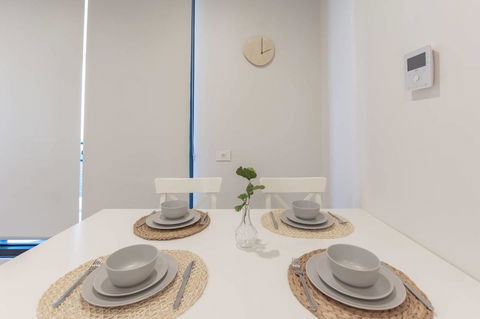 Japanese Style Waterfront Apt Wt Rooftop Pool - Tweed Heads Accommodation 17