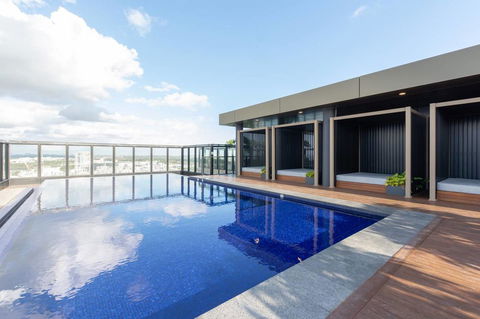 Japanese Style Waterfront Apt Wt Rooftop Pool - Tweed Heads Accommodation 10