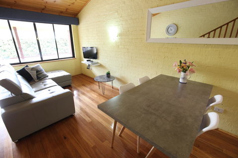 Great Escape Lofts - Tweed Heads Accommodation 24