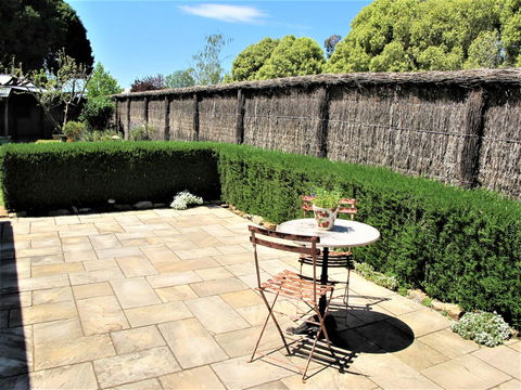 Apple Tree Cottage - Tweed Heads Accommodation 22