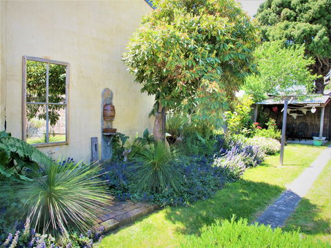 Apple Tree Cottage - Tweed Heads Accommodation 23