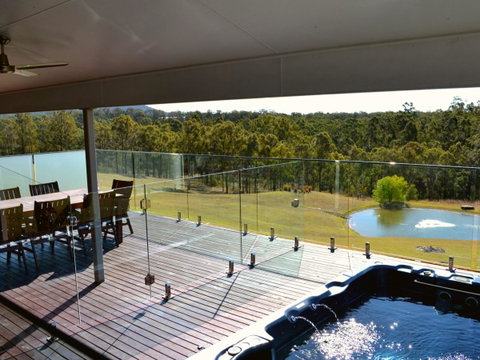 Wine Country Villas - Tweed Heads Accommodation 11
