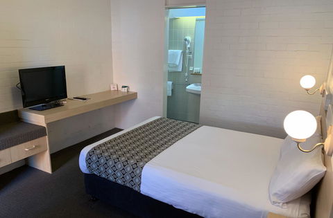 Econo Lodge Gateway Tamworth - Tweed Heads Accommodation 7
